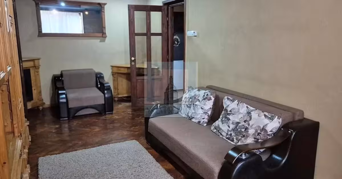 Apartament de vânzare cu 2 camere, mobilat în zona Vlahuță, Brașov