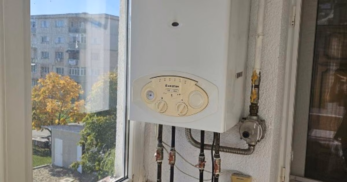 Apartament de vânzare cu 2 camere în Turceni