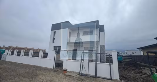 Casă Schei