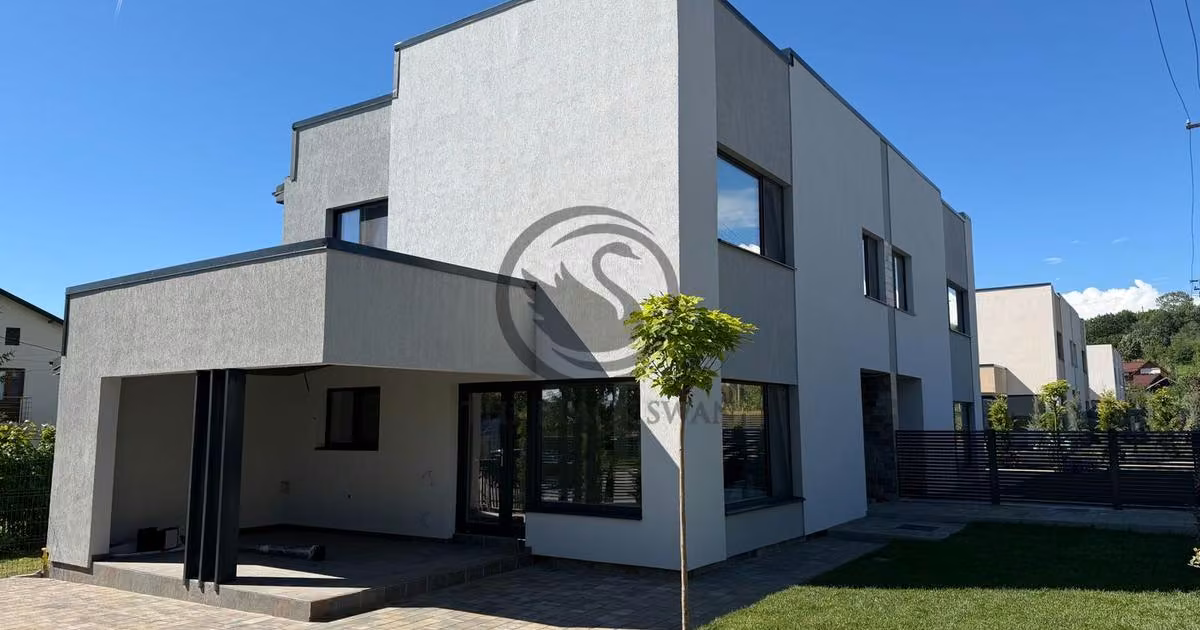 Duplex de vânzare cu 4 camere în Moreni