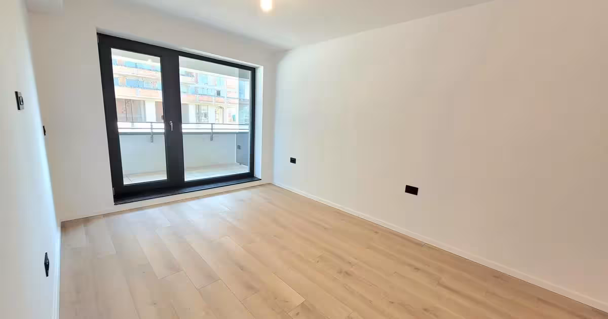 Apartament de vânzare cu 2 camere în zona Tractorul, Brașov