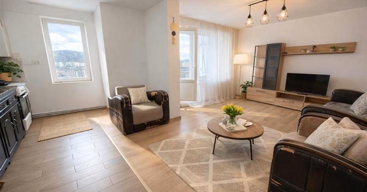 Apartament de vânzare cu 3 camere, mobilat în zona Pandurilor, Târgu Mureș