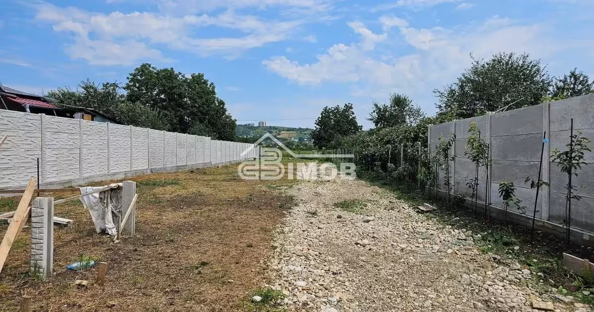 Teren Construcții intravilan de vânzare de 2423 mp, în Valea Voievozilor