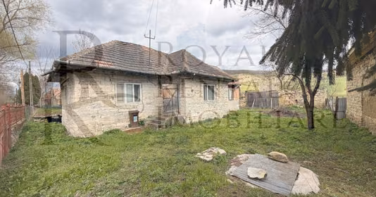 Casă Făureni