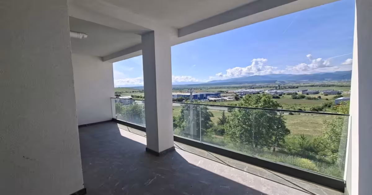 Apartament de vânzare cu 2 camere în Cristian