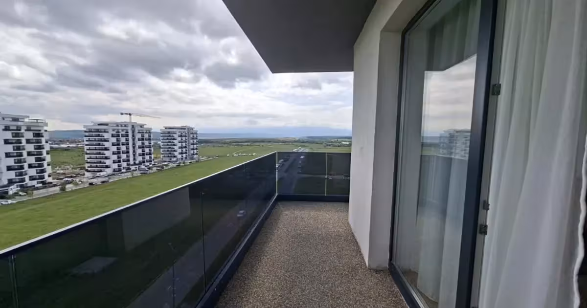 Apartament de vânzare cu 3 camere, mobilat în Șelimbăr
