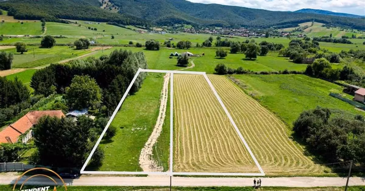 Teren Construcții intravilan de vânzare de 2900 mp, în Lunca Mărcușului