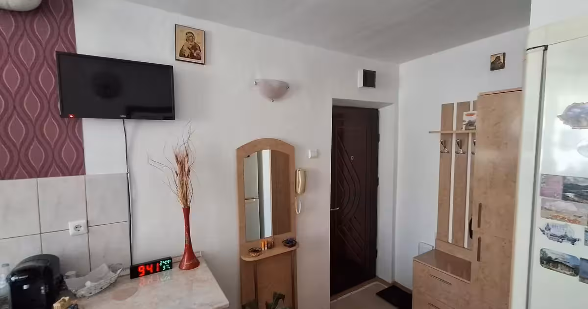 Apartament de vânzare cu 2 camere în zona Decebal, Bistrița