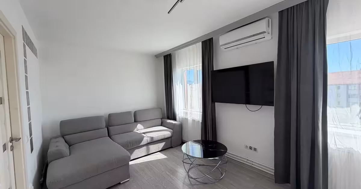 Apartament de vânzare cu 3 camere în zona Vasile Aaron, Sibiu