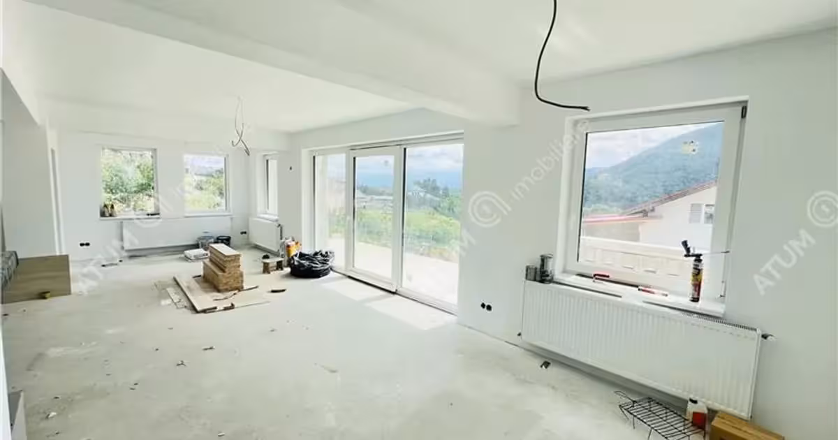 Casă individuală de vânzare cu 4 camere în Cisnădioara