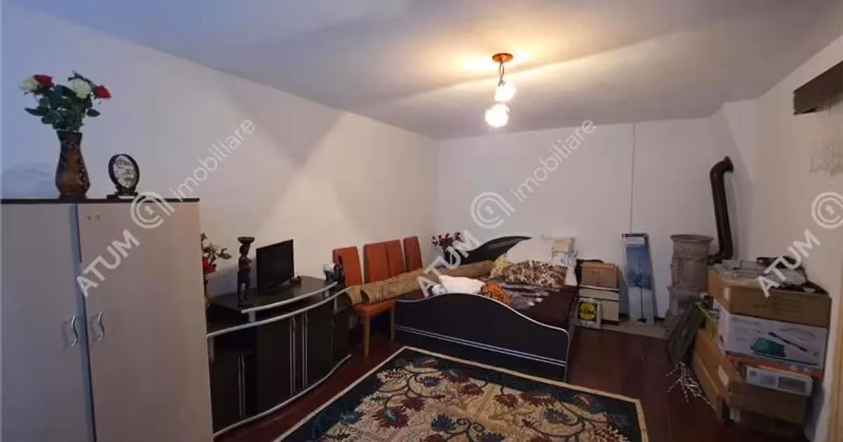 Apartament de vânzare cu 3 camere, mobilat în zona Piața Cluj, Sibiu