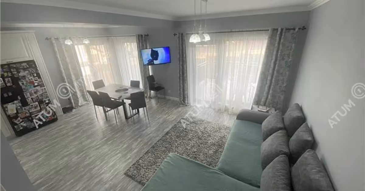 Duplex de vânzare cu 5 camere, mobilat în Cisnădie