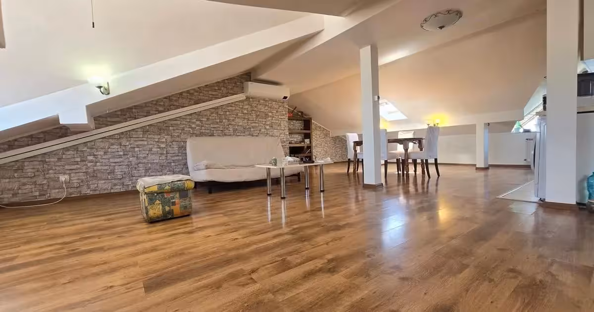 Penthouse de vânzare cu 4 camere în Dobroești