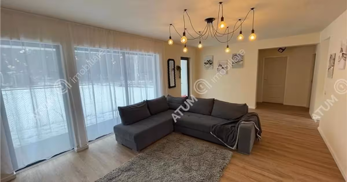 Casă individuală de vânzare cu 3 camere în Sadu