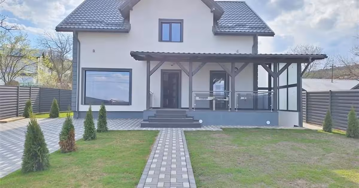 Casă individuală de vânzare cu 5 camere în zona 9 Mai, Bacău