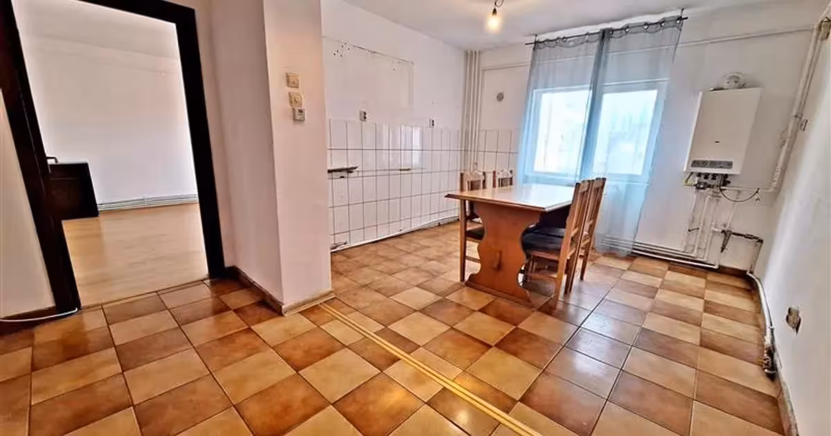 Apartament de vânzare cu 3 camere în zona Narcisa, Bacău