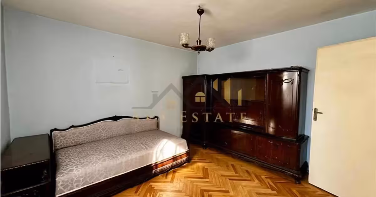 Apartament de vânzare cu 4 camere în zona Punctele Cardinale, Timișoara