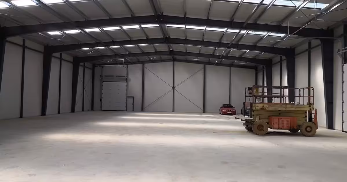 Spațiu industrial de vânzare 1301 mp în zona Industriilor, Sector 3