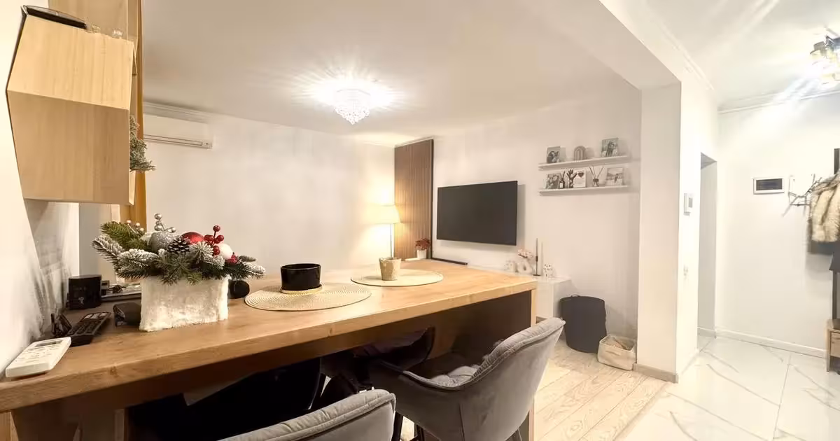Apartament de vânzare cu 3 camere în Giroc
