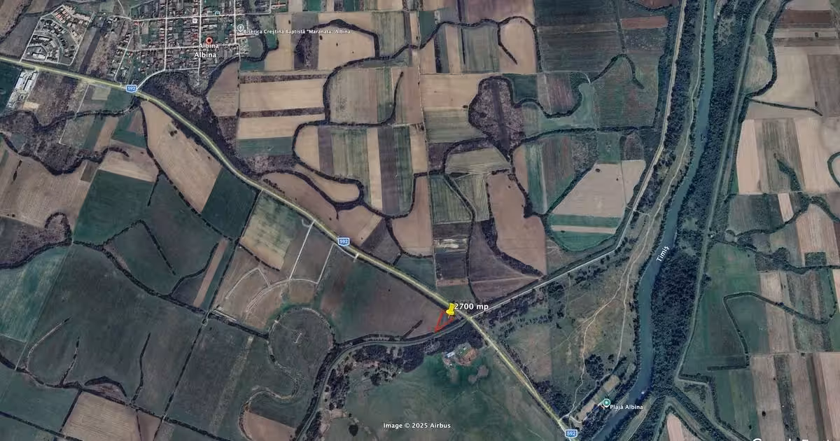 Teren agricol extravilan de vânzare de 2700 mp, în Albina