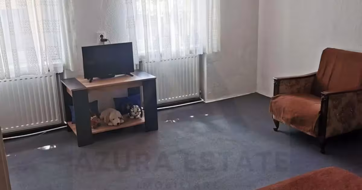 Casă individuală de vânzare cu 2 camere, mobilată în Cristian