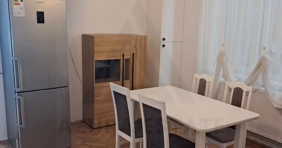 Apartament de vânzare cu 2 camere, mobilat în zona Central, Sibiu