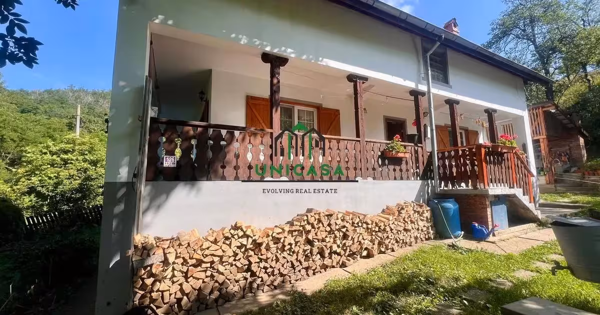 Teren Construcții intravilan de vânzare de 2919.36 mp, în Muereasca