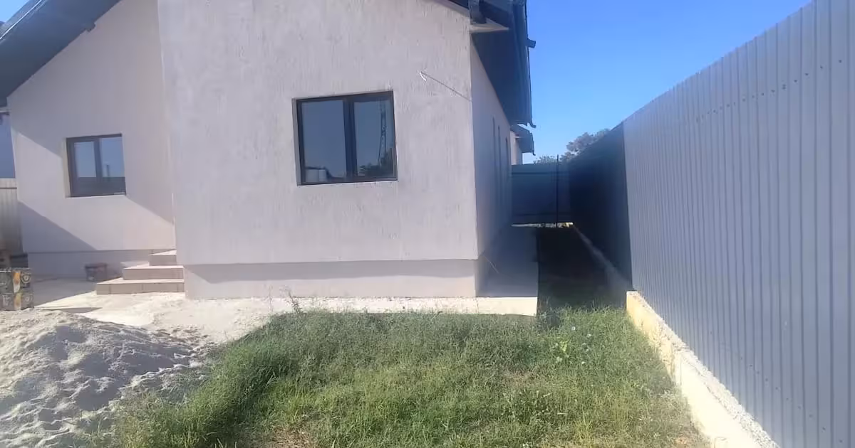 Casă individuală de vânzare cu 4 camere în Pantelimon