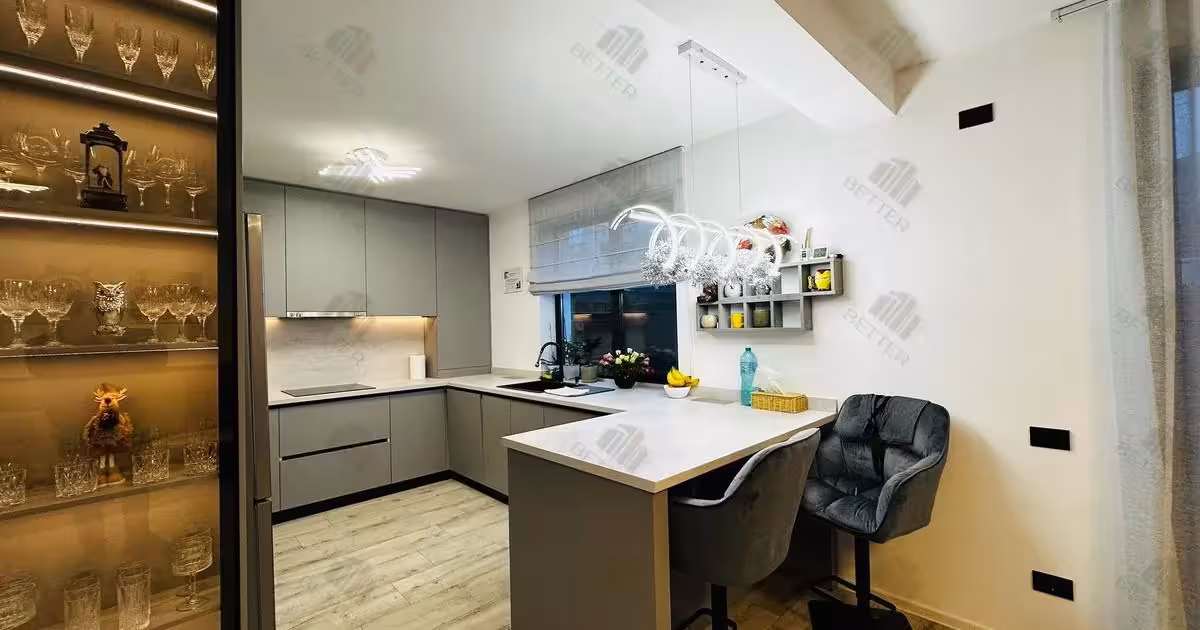Casă de vânzare cu 5 camere în Berceni