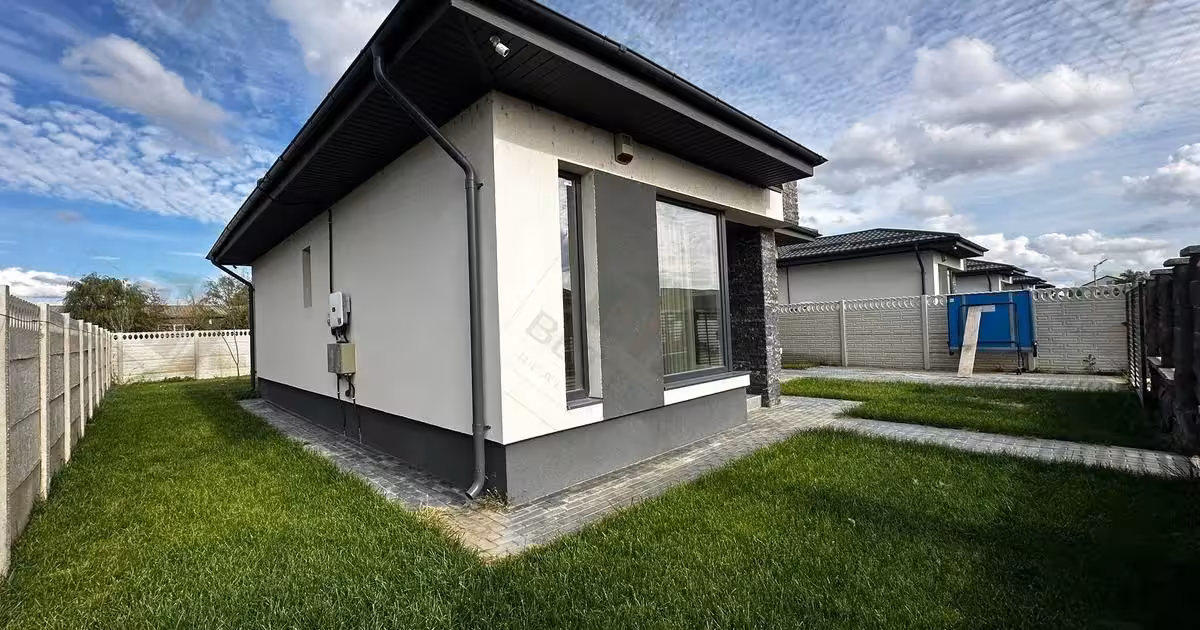 Casă individuală de vânzare cu 3 camere în Berceni