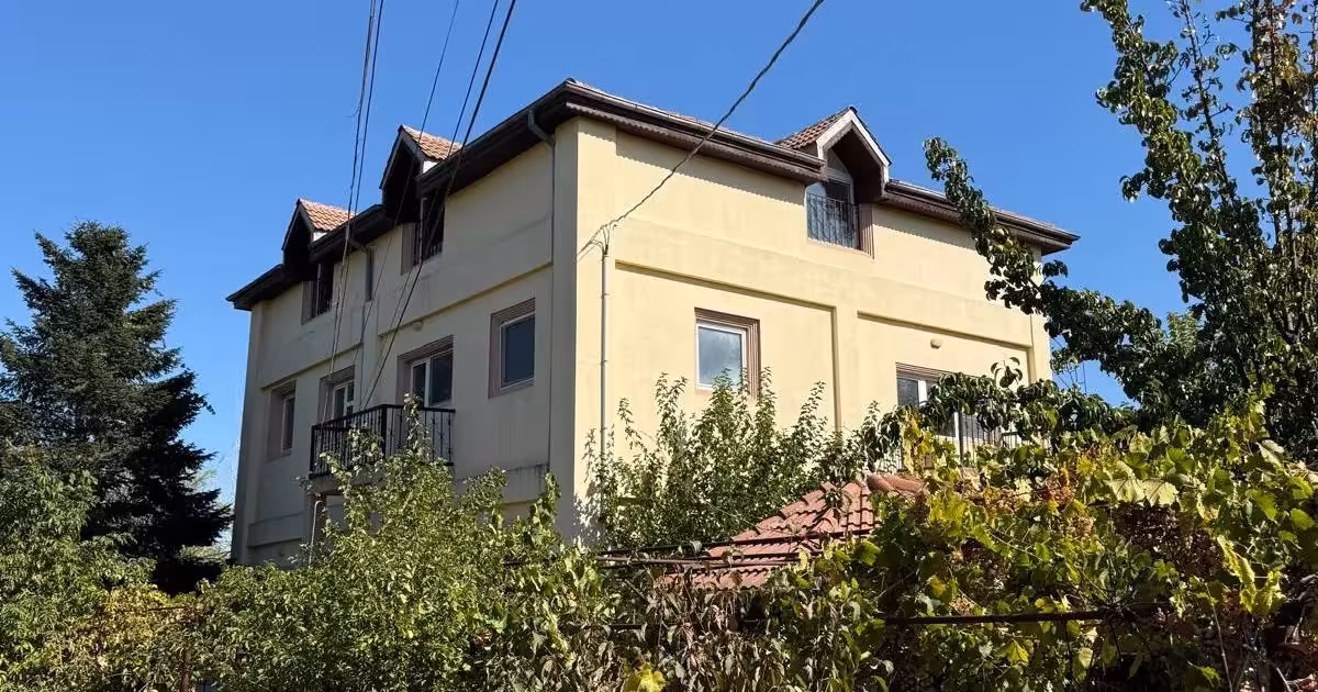 Spațiu comercial de vânzare 604 mp în Cățelu