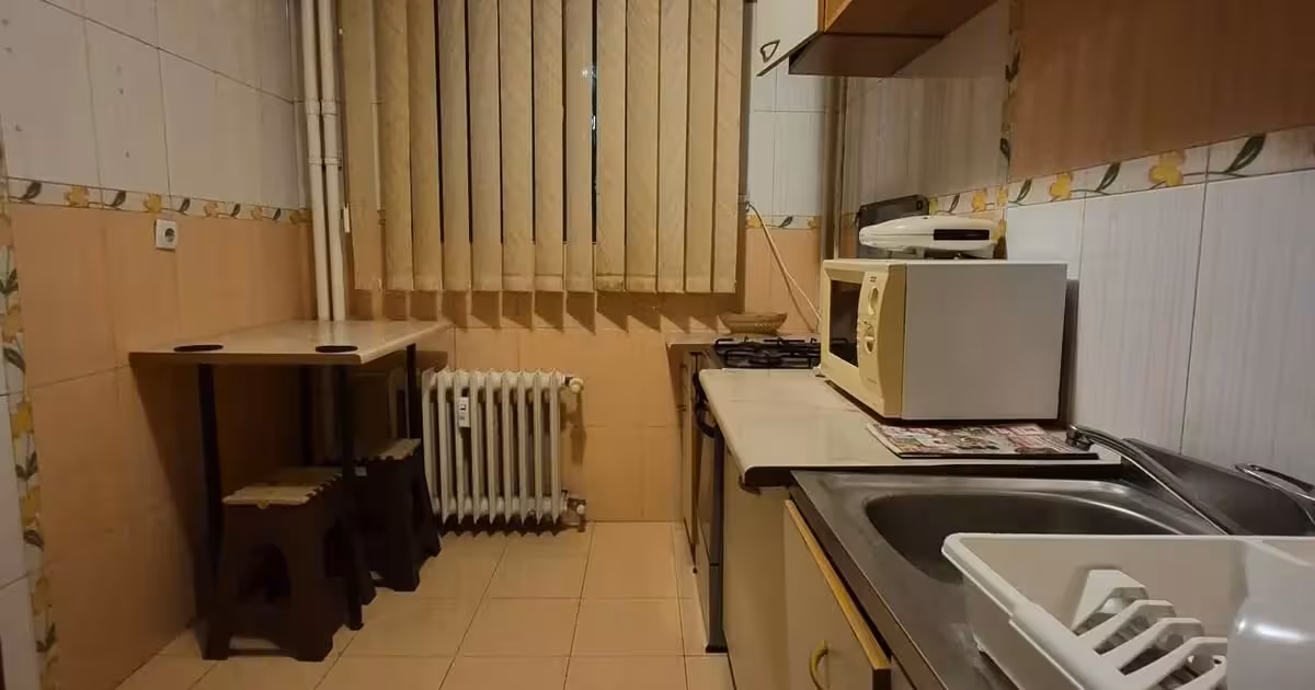 Apartament de vânzare cu 3 camere în zona Drumul Taberei, Sector 6