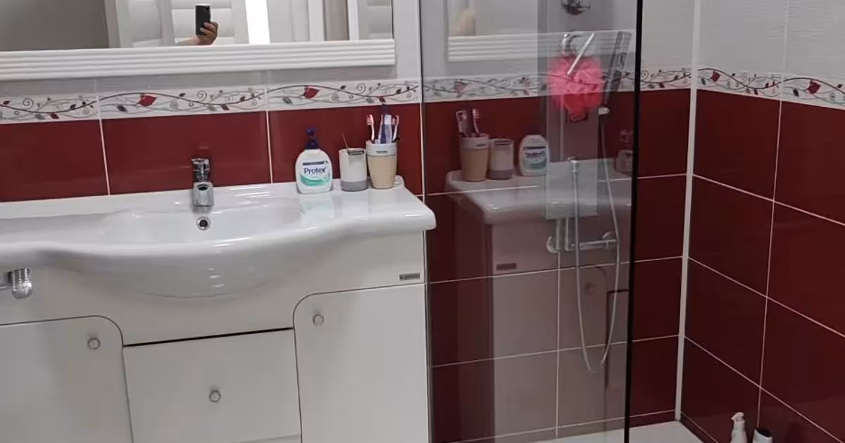 Apartament de vânzare cu 3 camere, mobilat în zona Primo, Constanța