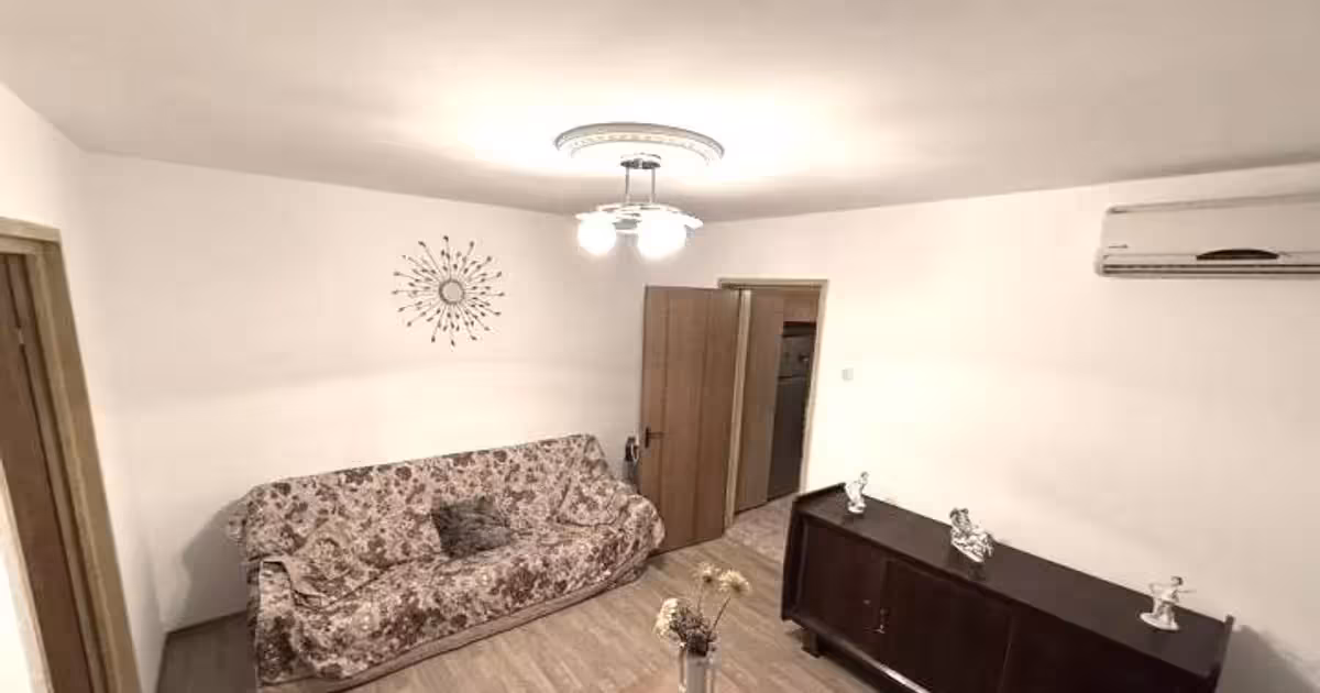 Apartament de vânzare cu 2 camere în zona City Park Mall, Constanța