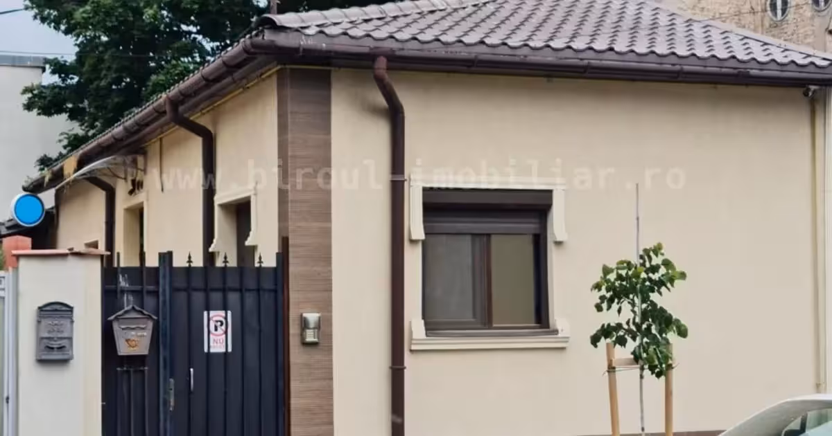 Casă individuală de vânzare cu 3 camere, mobilată în zona Tomis II, Constanța