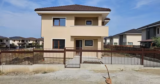 Casă Exterior Est