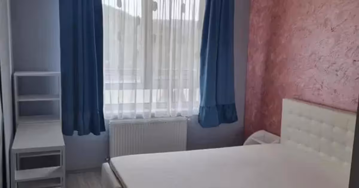 Apartament de vânzare cu 3 camere, mobilat în Florești