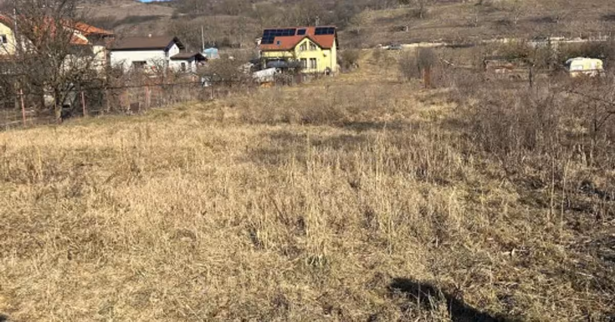 Teren Construcții intravilan de vânzare de 2400 mp, în zona Exterior Nord, Cluj-Napoca
