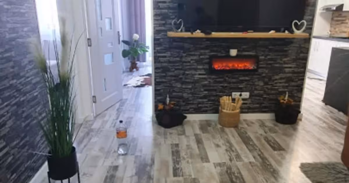 Apartament de vânzare cu 3 camere, mobilat în Florești