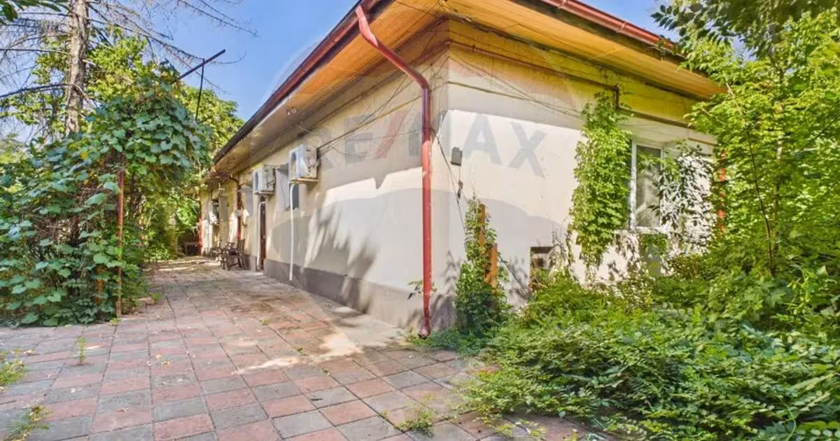 Casă de vânzare cu 5 camere, mobilată în zona 13 Septembrie, Sector 5
