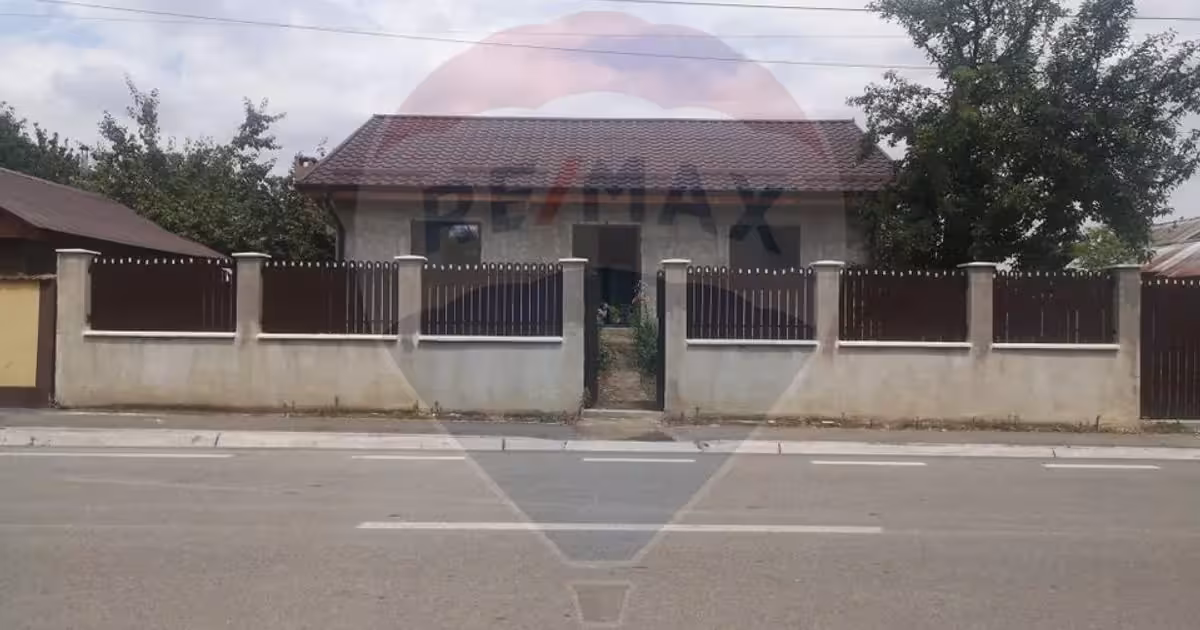 Casă individuală de vânzare cu 3 camere în Gostinu