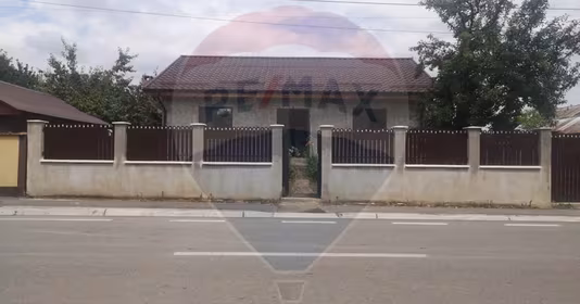 Casă Gostinu
