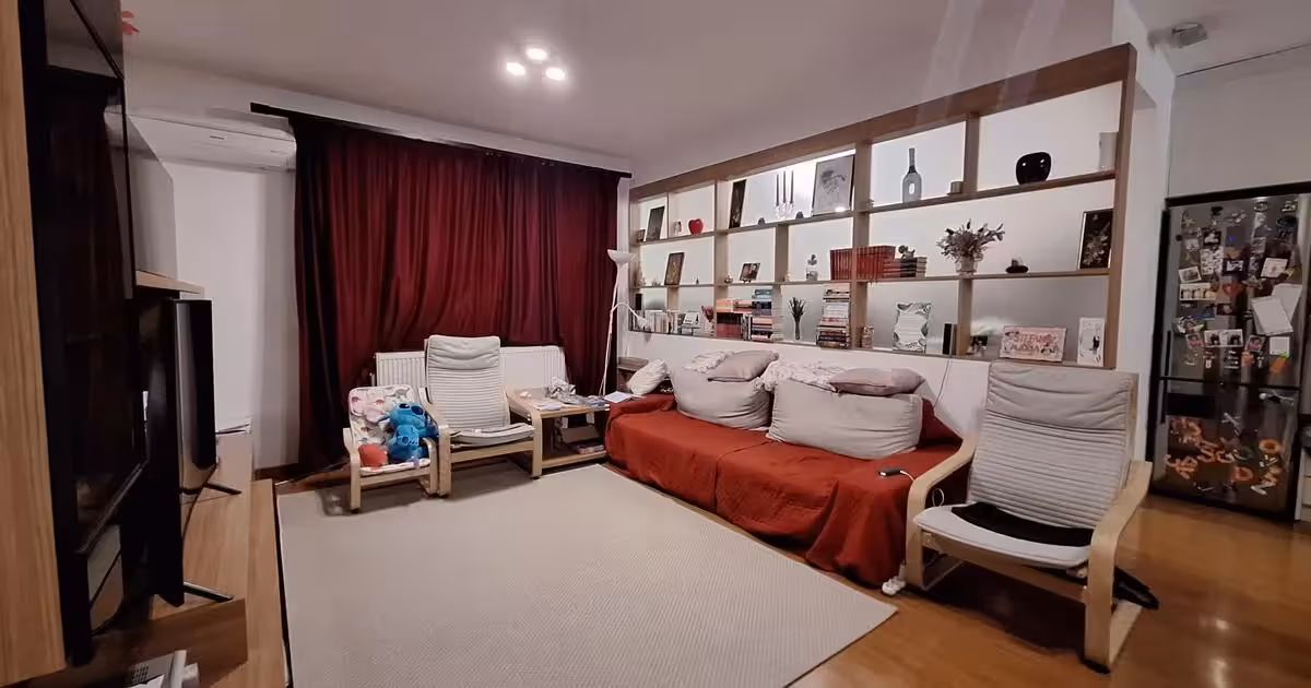 Apartament de vânzare cu 3 camere, mobilat în Florești