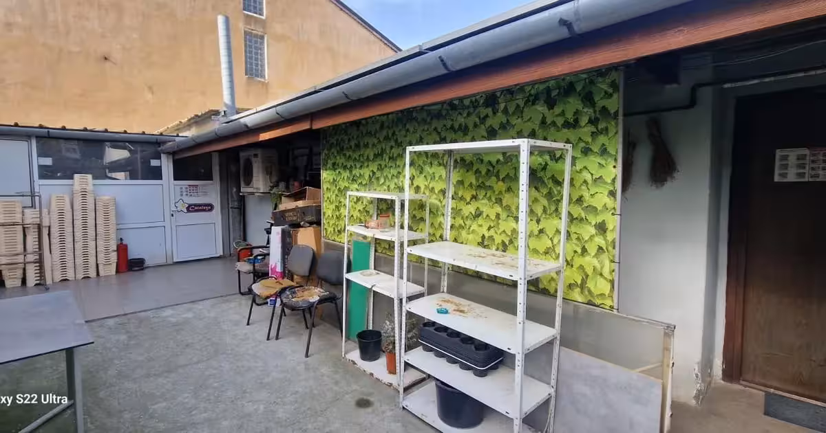 Spațiu industrial de vânzare 400 mp în zona Giulești, Sector 6