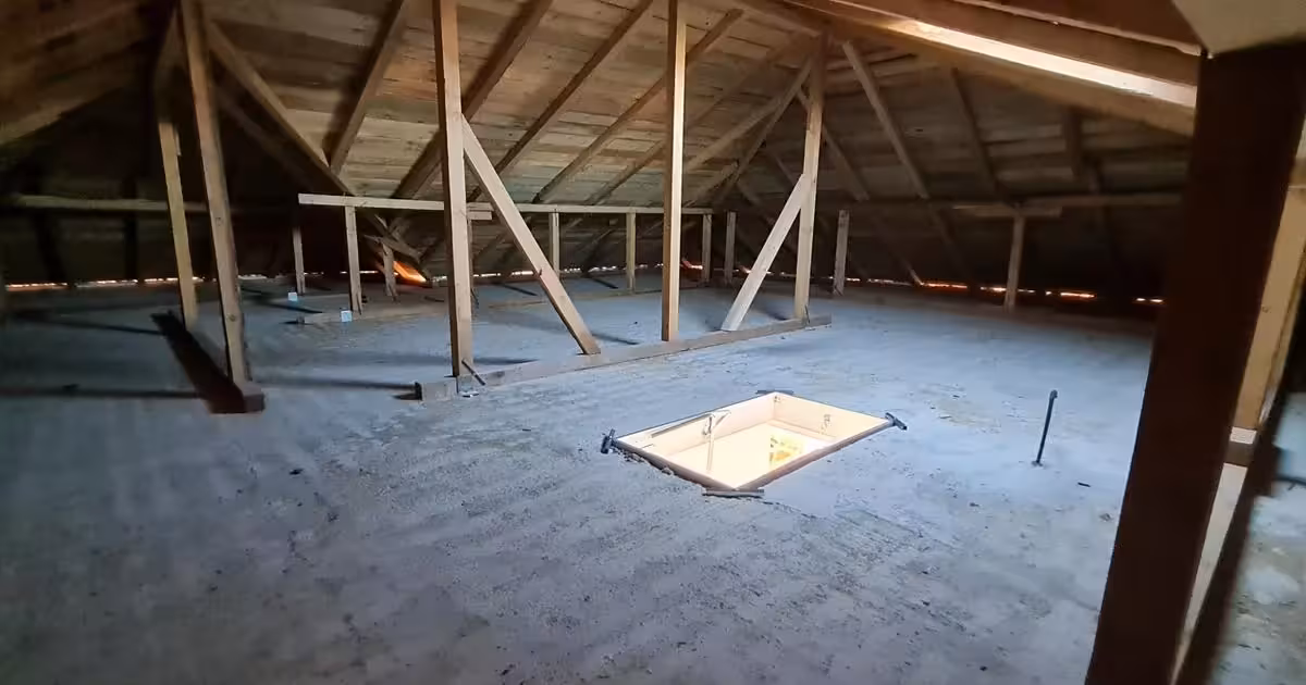 Casă individuală de vânzare cu 4 camere în Gulia