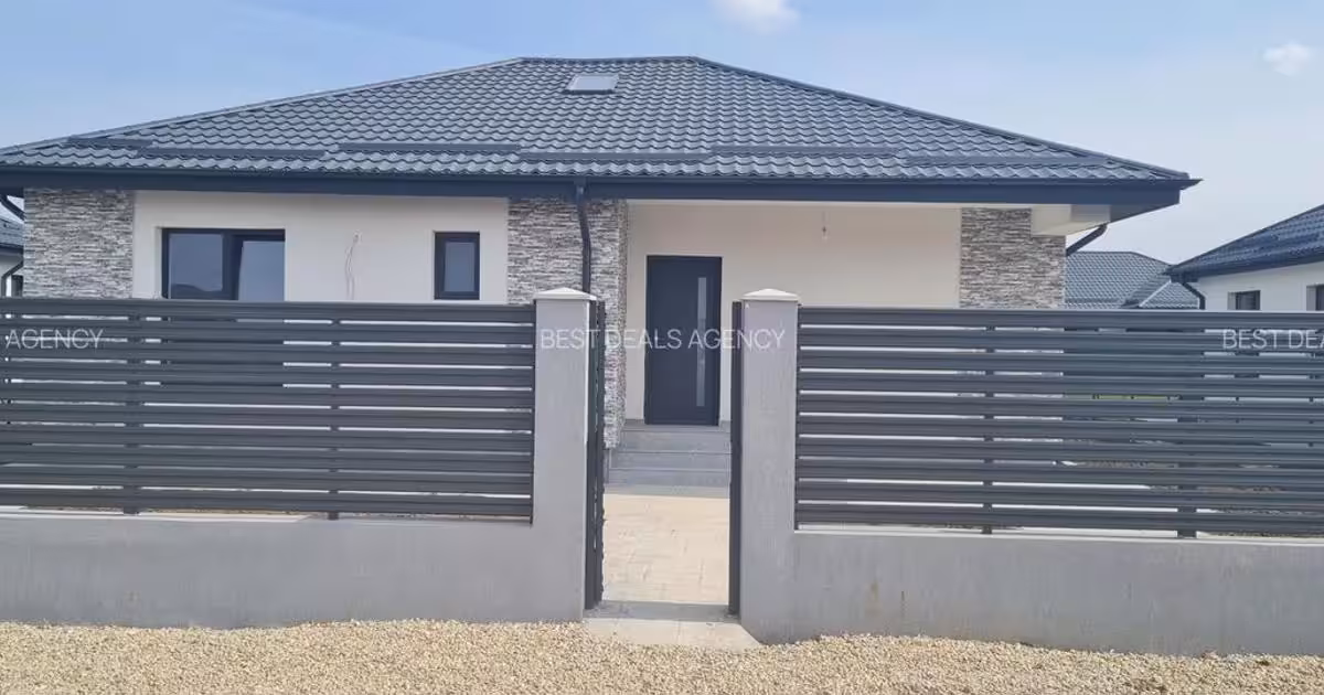 Casă individuală de vânzare cu 4 camere în Gulia