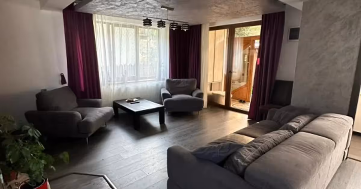 Casă individuală de vânzare cu 5 camere, mobilată în Tăuți