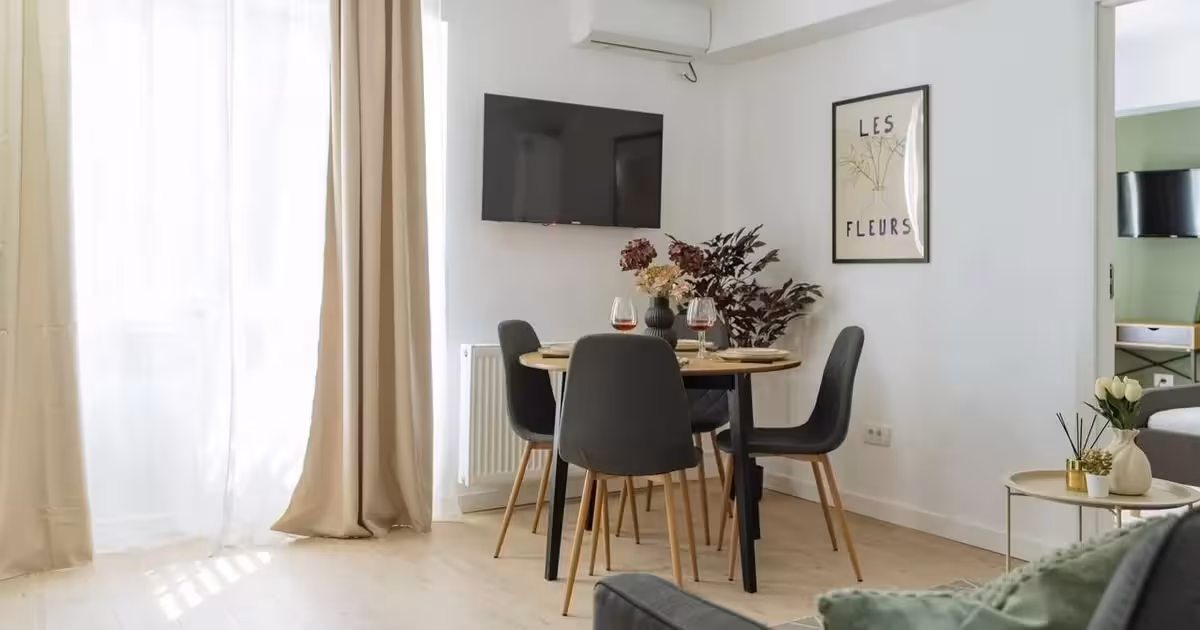 Apartament de vânzare cu 3 camere, mobilat în zona Universitate, Ultracentral
