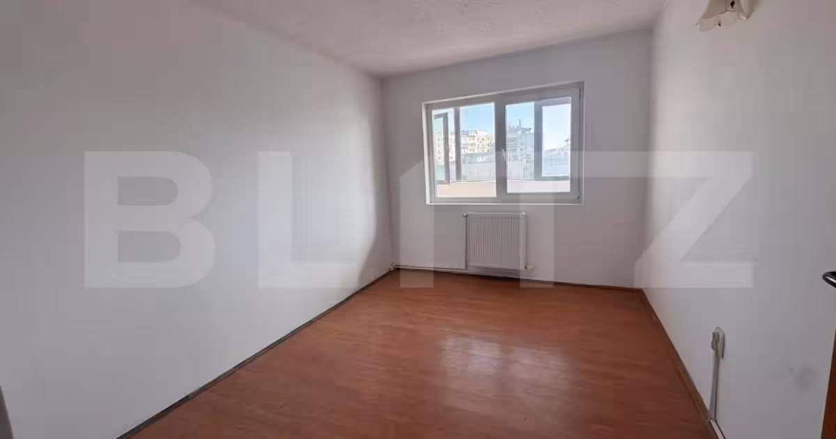 Apartament de vânzare cu 5 camere în zona Gară, Iași
