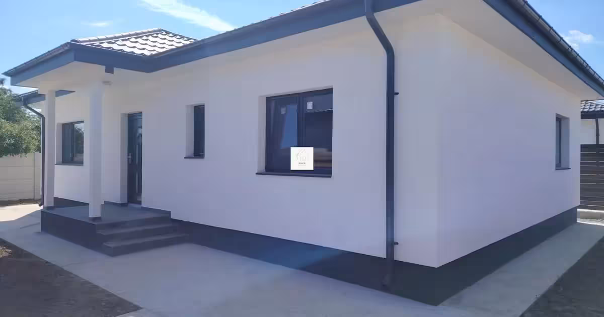 Casă individuală de vânzare cu 4 camere în Dârza